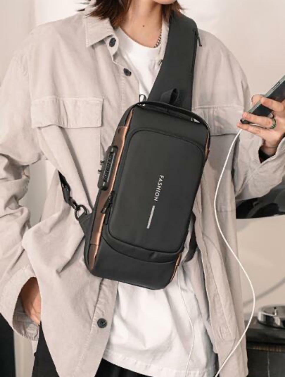 Never Lose Your Essentials Again – Anti-Theft Cross Body Bag for Everyday Safety